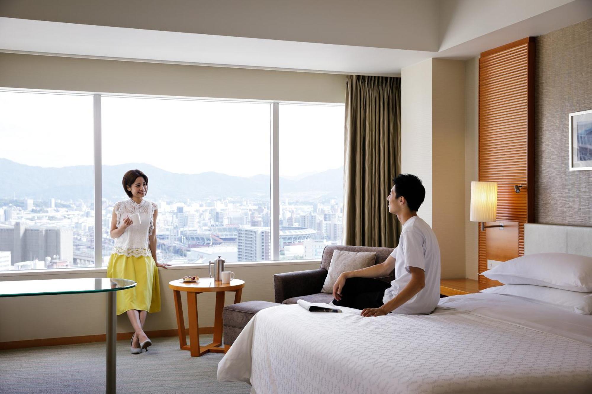 Sheraton Grand Hotel 5*