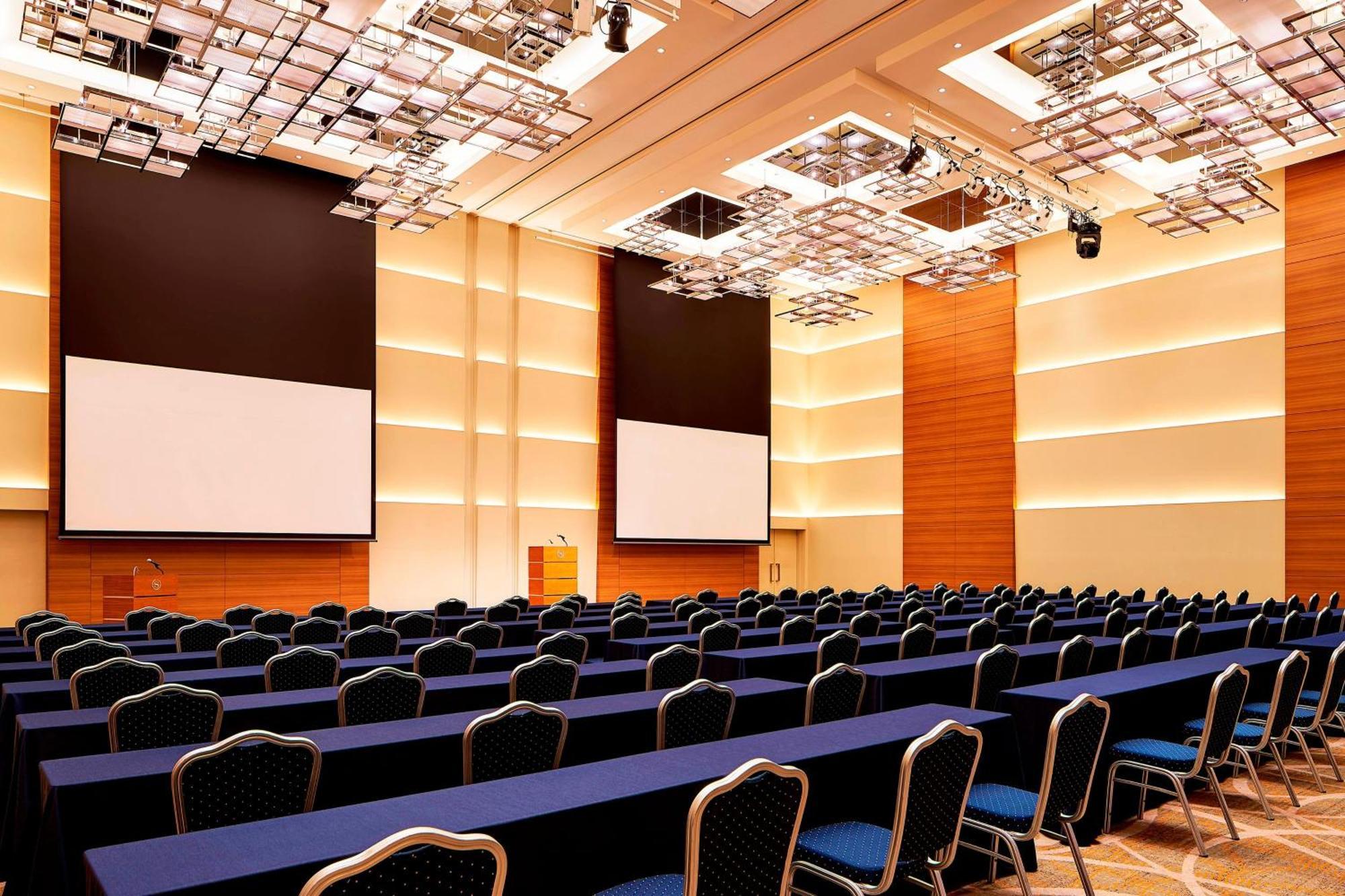 Hotel Sheraton Grand 5*